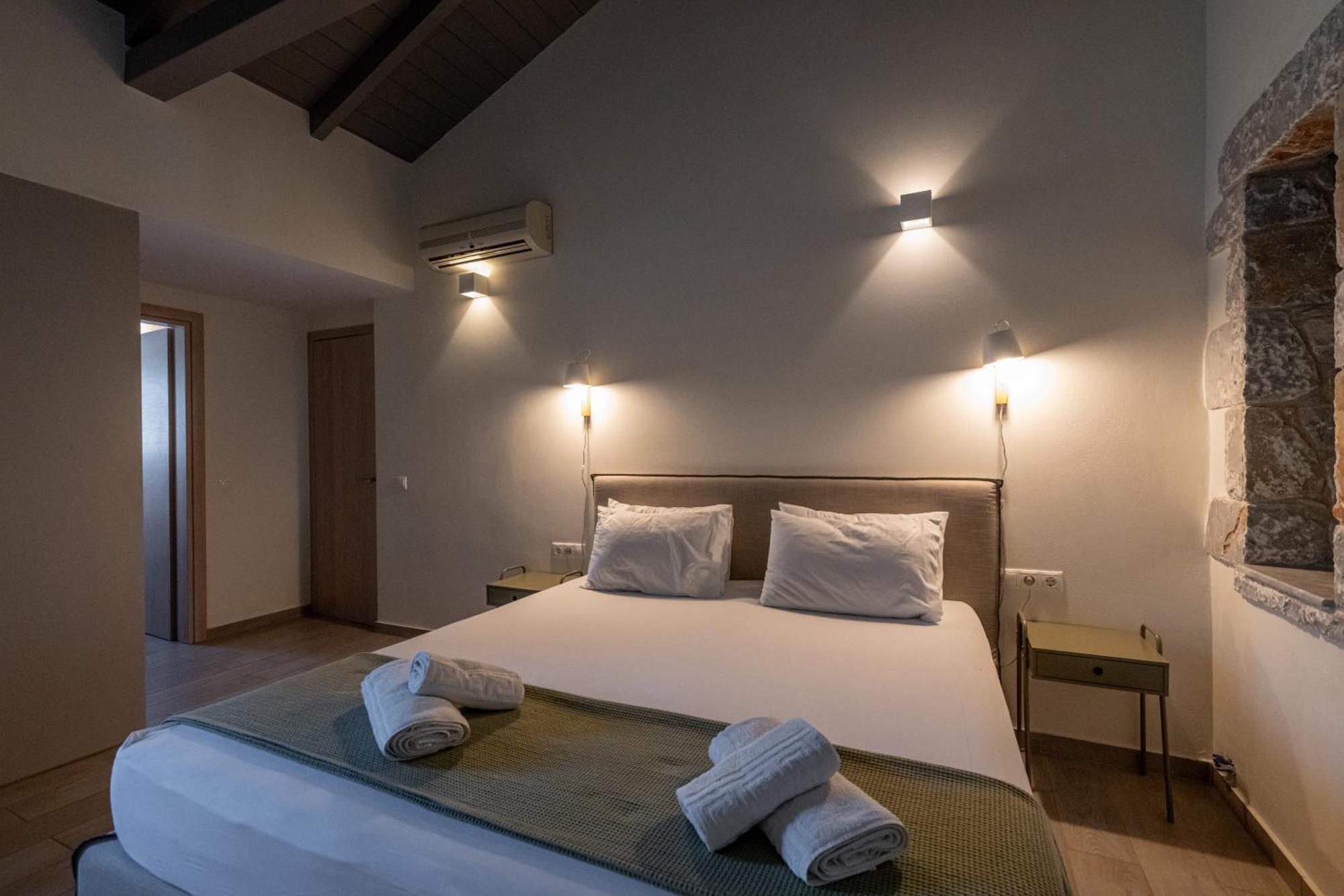 Torri Di Pietra Villa Ступа Стая снимка