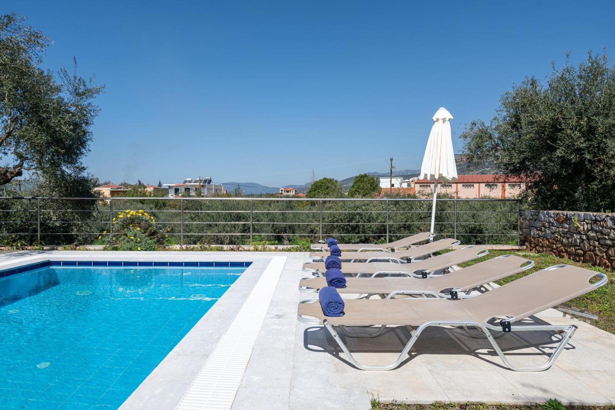 Torri Di Pietra Villa Ступа Стая снимка